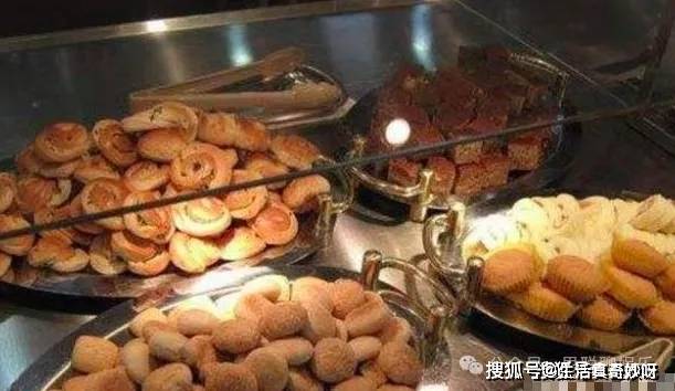 主持人的饭菜网友们大呼:长见识了麻将胡了央视内部食堂罕见曝光看了(图2) 主持人的饭菜网友们大呼:长见识了麻将胡了央视内部食堂罕见曝光看了(图2)
