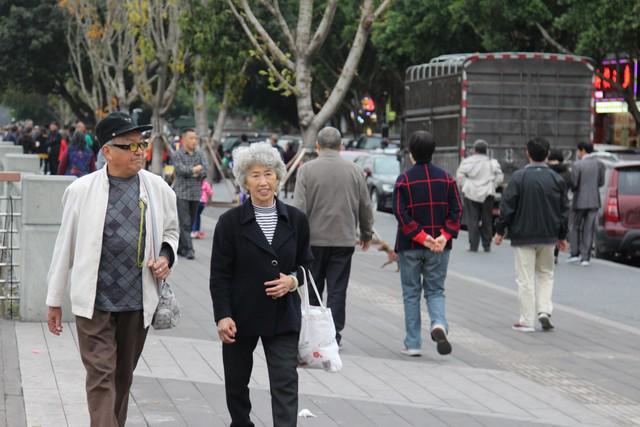 长寿的秘诀可能藏在饮食里他们吃什么?pg麻将胡了上海人均寿命8411岁(图5) 长寿的秘诀可能藏在饮食里他们吃什么?pg麻将胡了上海人均寿命8411岁(图5)