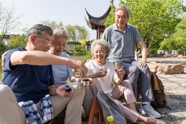 长寿的秘诀可能藏在饮食里他们吃什么？pg麻将胡了上海人均寿命8411岁(图8)