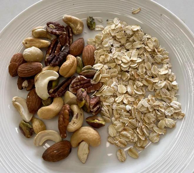 单人间早餐吃麦片牛奶坚果煮鸡蛋有电视麻将胡了电子游戏尹锡悦入住10平米(图2) 单人间早餐吃麦片牛奶坚果煮鸡蛋有电视麻将胡了电子游戏尹锡悦入住10平米(图2)